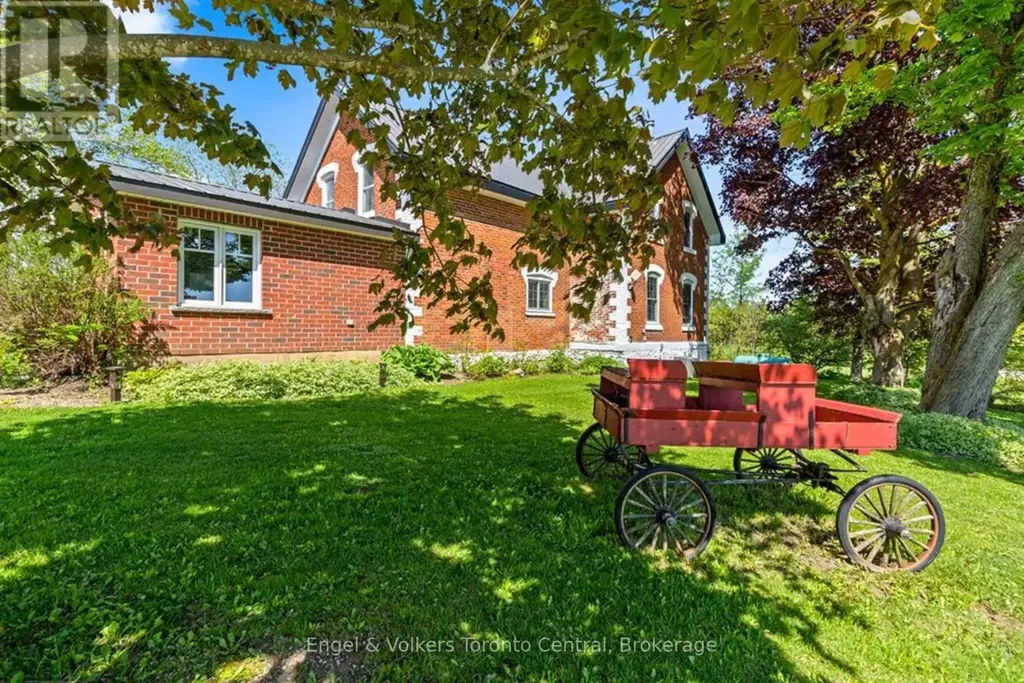 268 Fox Ridge Road, Grey Highlands
